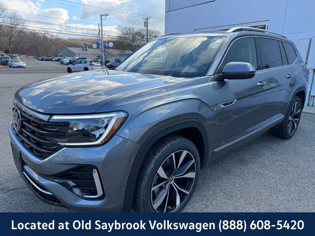 new 2025 Volkswagen Atlas car, priced at $50,997