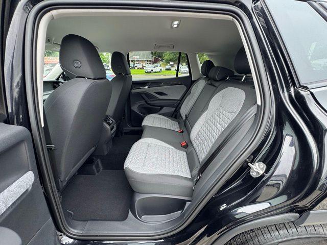 new 2025 Volkswagen Tiguan car, priced at $33,436