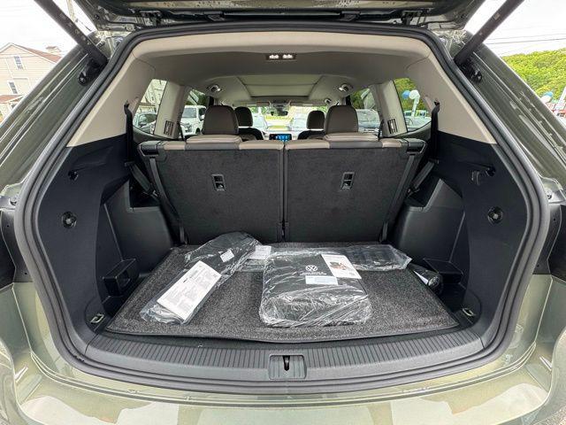 new 2025 Volkswagen Atlas car, priced at $50,826