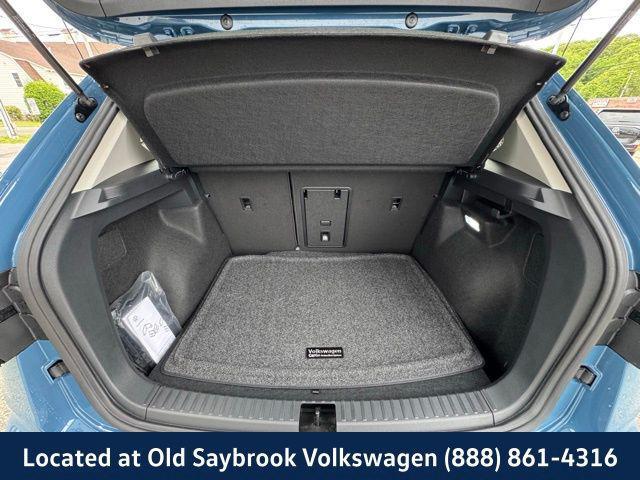 new 2025 Volkswagen Taos car, priced at $37,519