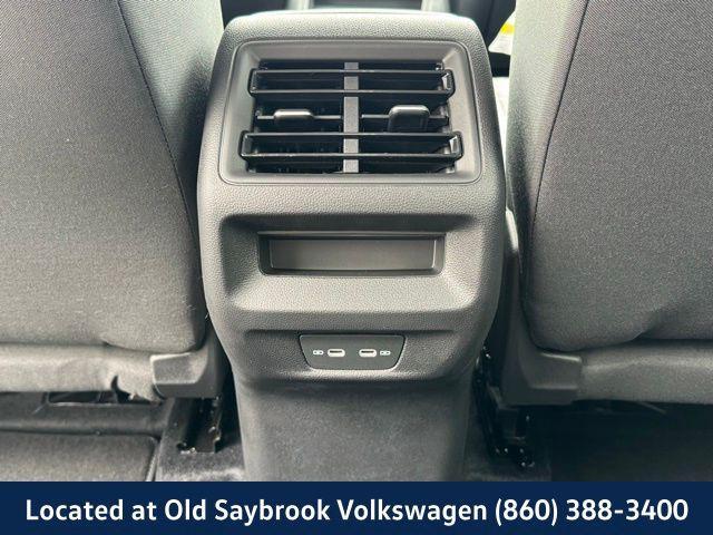new 2025 Volkswagen Tiguan car, priced at $31,621