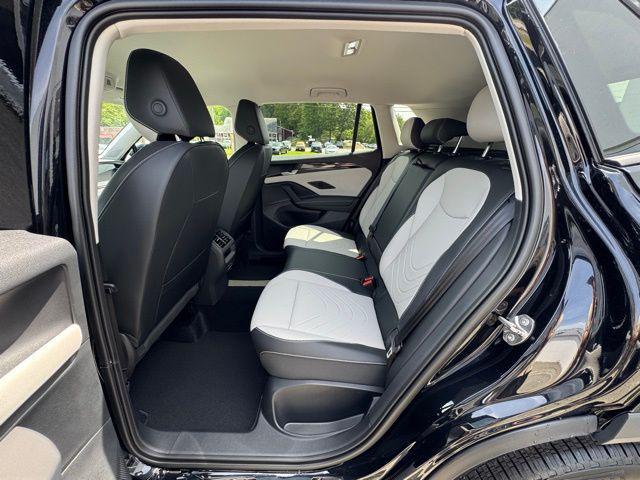 new 2025 Volkswagen Tiguan car, priced at $35,470