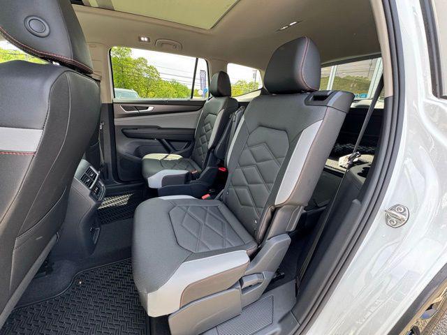 new 2025 Volkswagen Atlas car, priced at $49,641