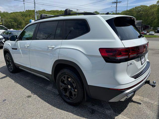 new 2025 Volkswagen Atlas car, priced at $49,641