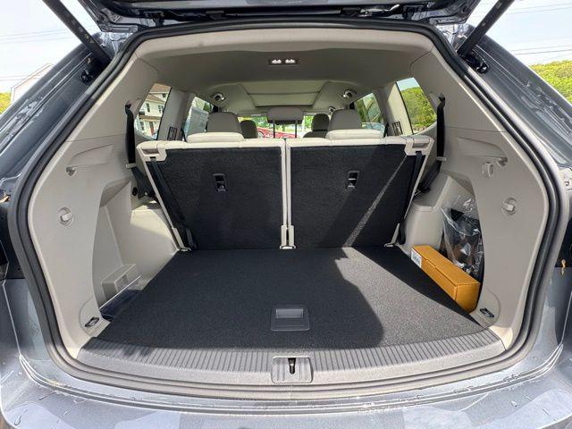 new 2025 Volkswagen Atlas car, priced at $46,527