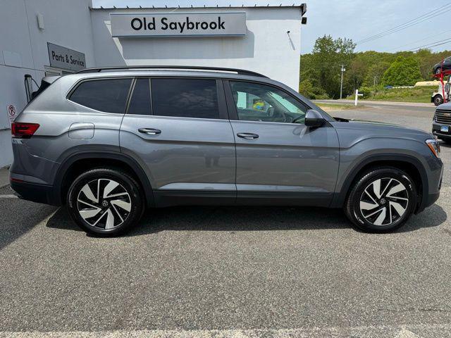 new 2025 Volkswagen Atlas car, priced at $46,527