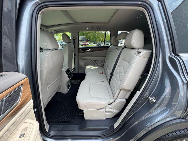 new 2025 Volkswagen Atlas car, priced at $46,527
