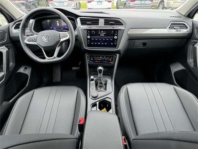new 2024 Volkswagen Tiguan car, priced at $36,181
