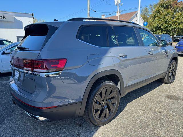 new 2026 Volkswagen Atlas car, priced at $50,870