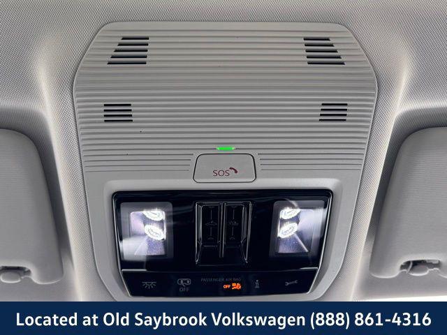 new 2025 Volkswagen Tiguan car, priced at $37,699
