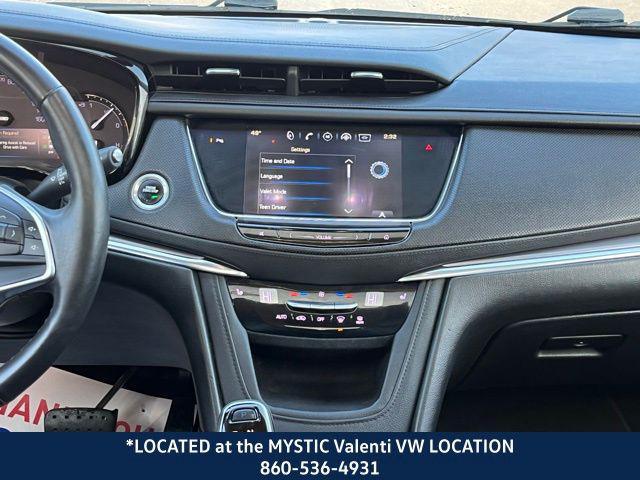 used 2017 Cadillac XT5 car, priced at $15,832