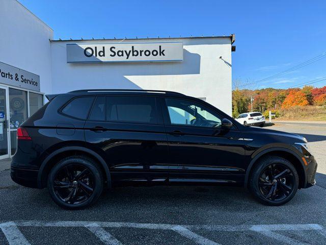 new 2024 Volkswagen Tiguan car, priced at $37,090