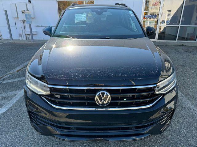 new 2024 Volkswagen Tiguan car, priced at $37,090