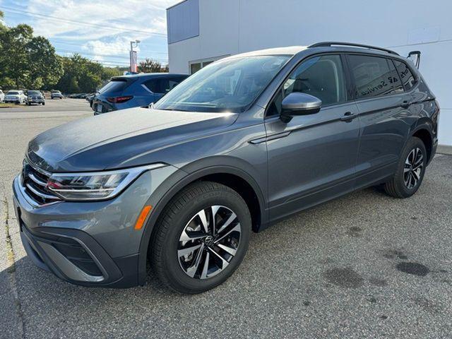 new 2024 Volkswagen Tiguan car, priced at $31,194