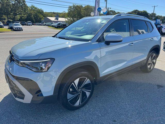 new 2025 Volkswagen Taos car, priced at $33,376