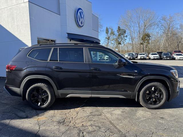 new 2025 Volkswagen Atlas car, priced at $45,635