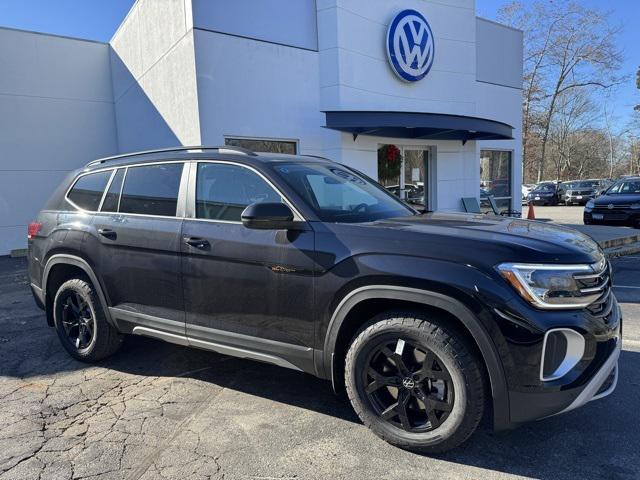 new 2025 Volkswagen Atlas car, priced at $45,635