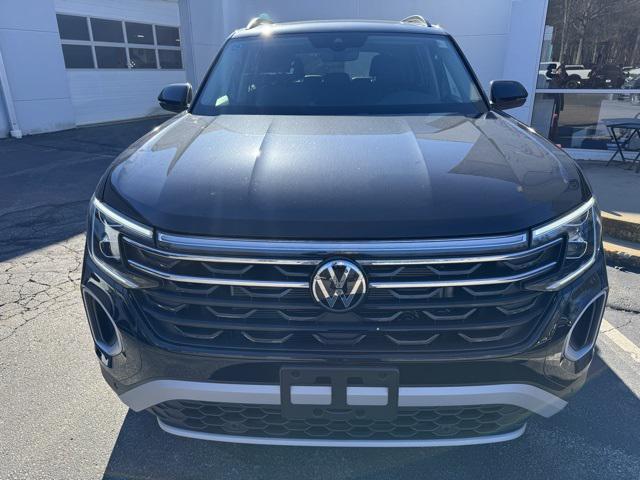 new 2025 Volkswagen Atlas car, priced at $45,635