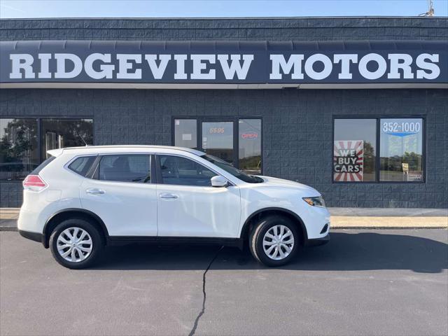 used 2015 Nissan Rogue car, priced at $10,995