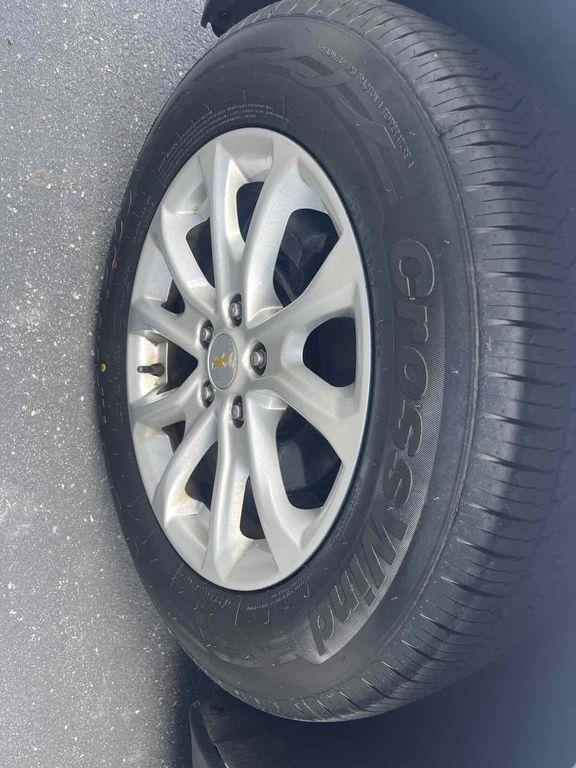 used 2019 Chevrolet Equinox car, priced at $15,937