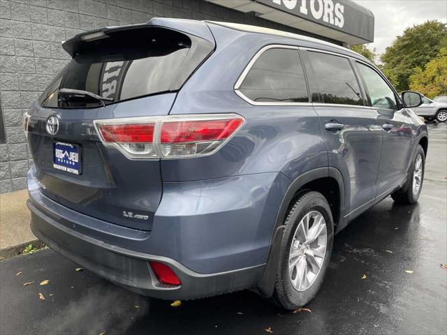 used 2015 Toyota Highlander car, priced at $17,995