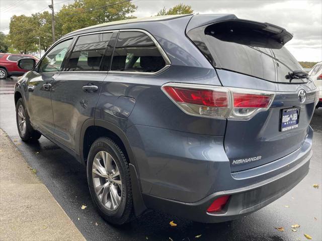 used 2015 Toyota Highlander car, priced at $17,995