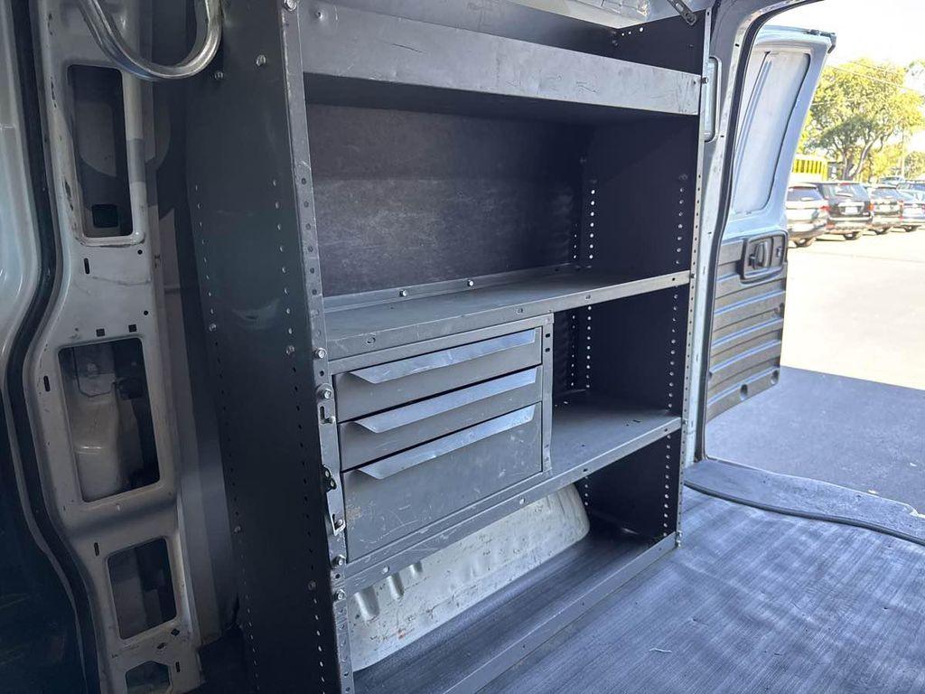 used 2017 Chevrolet Express 3500 car