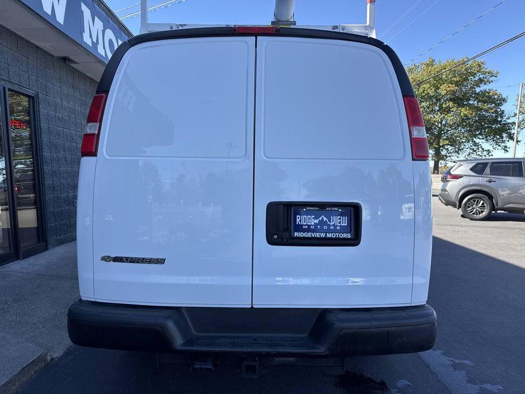 used 2017 Chevrolet Express 3500 car