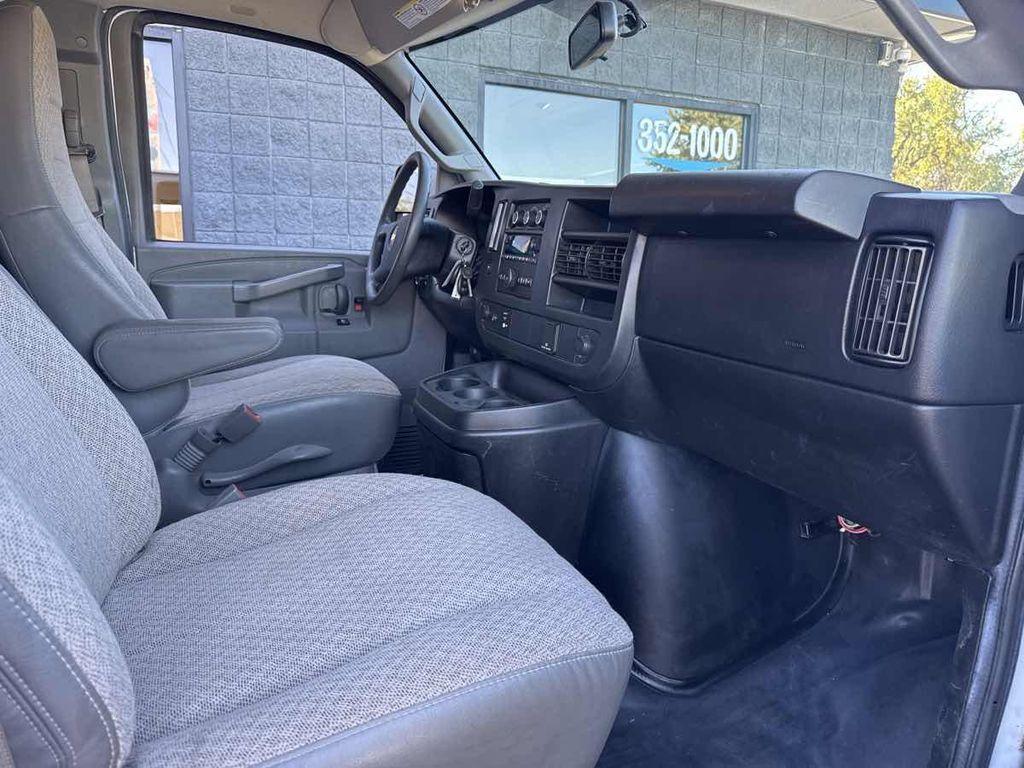 used 2017 Chevrolet Express 3500 car