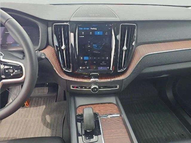 used 2023 Volvo XC60 Recharge Plug-In Hybrid car, priced at $41,555