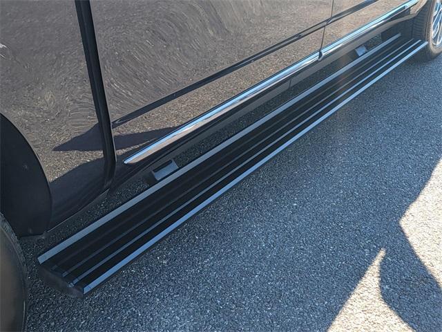 used 2023 GMC Yukon XL car, priced at $75,999