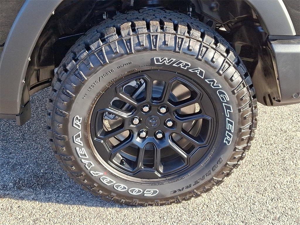 new 2025 Ram 1500 car, priced at $58,400