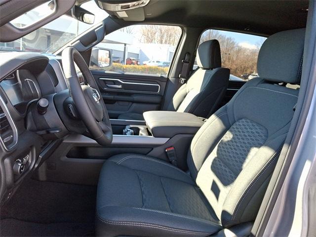 new 2025 Ram 1500 car, priced at $51,632