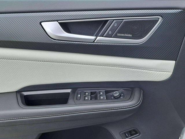 used 2024 Volkswagen Atlas Cross Sport car, priced at $41,555