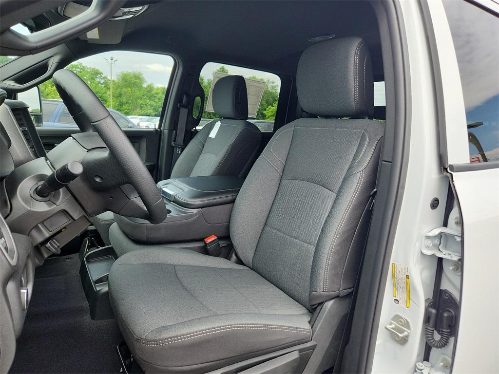 new 2024 Ram 3500 car, priced at $55,980