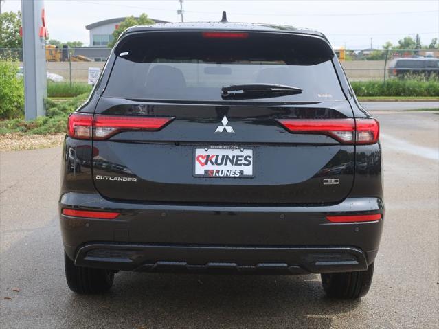 new 2024 Mitsubishi Outlander car, priced at $30,455