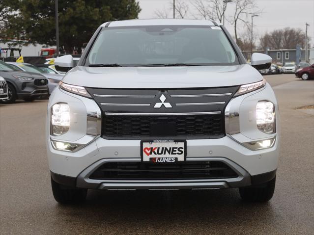 new 2025 Mitsubishi Outlander car, priced at $38,380