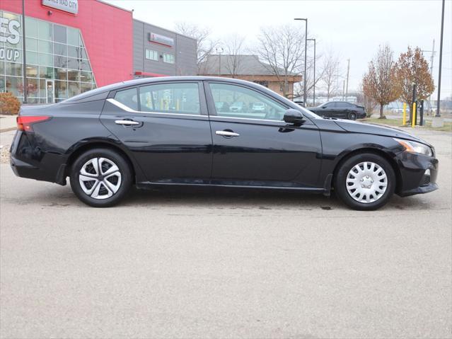 used 2019 Nissan Altima car, priced at $13,277