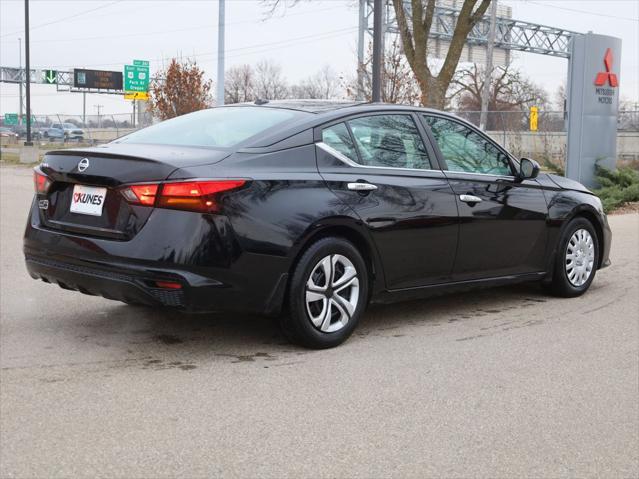 used 2019 Nissan Altima car, priced at $13,277