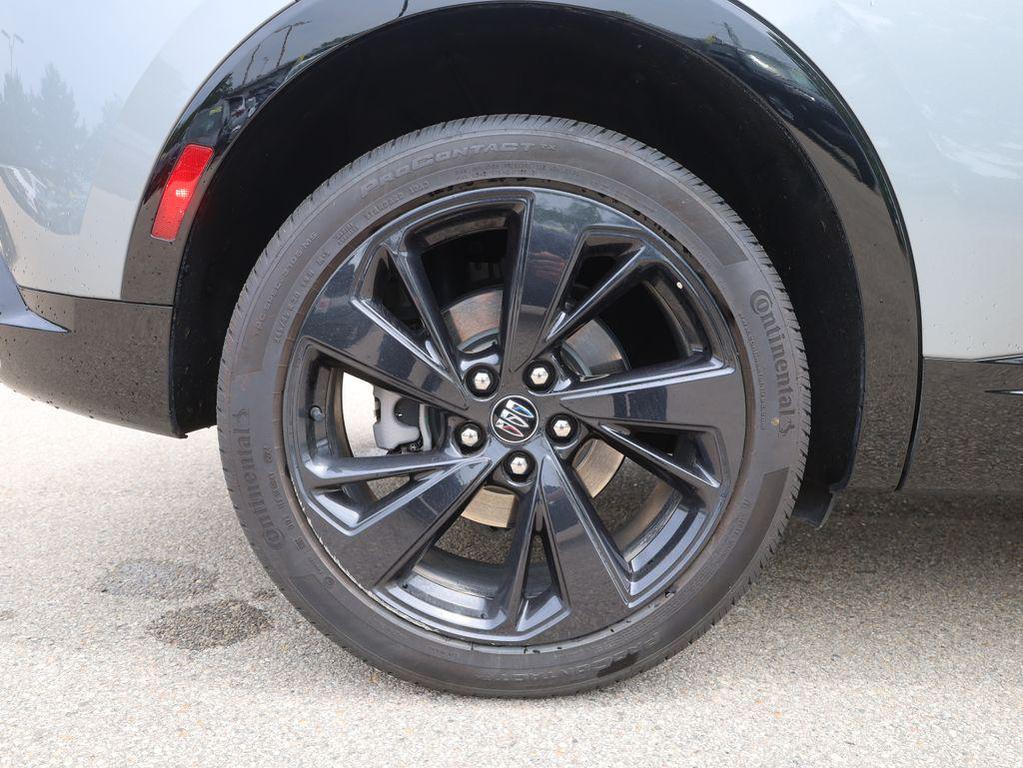 used 2024 Buick Envision car, priced at $27,977
