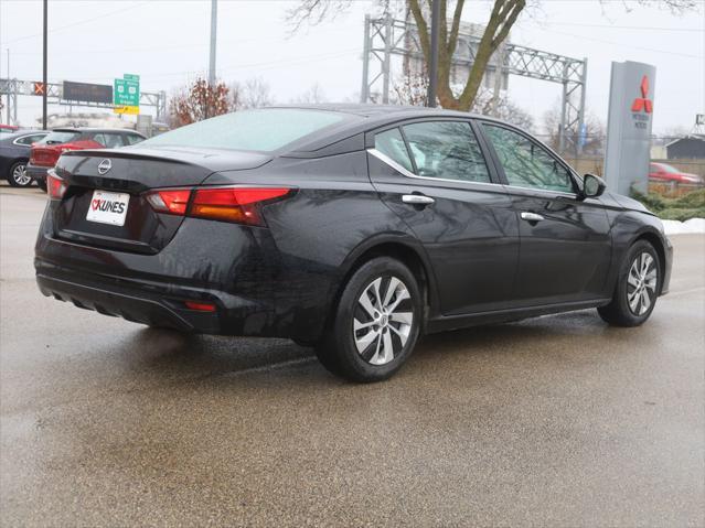 used 2023 Nissan Altima car, priced at $16,877