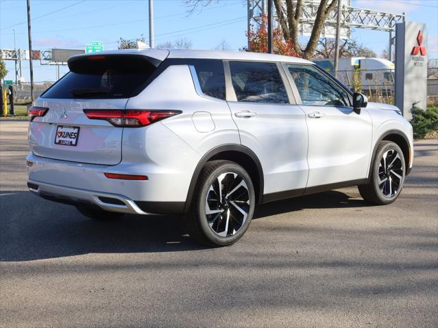 new 2024 Mitsubishi Outlander car, priced at $31,370