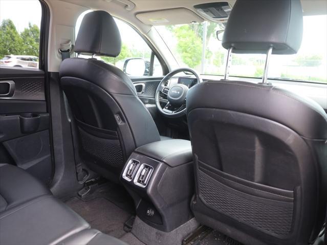 used 2024 Kia Sorento car, priced at $29,977