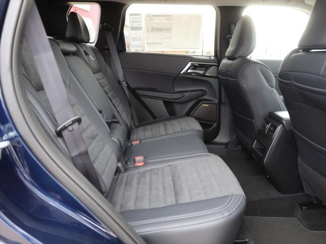 new 2025 Mitsubishi Outlander car, priced at $36,785