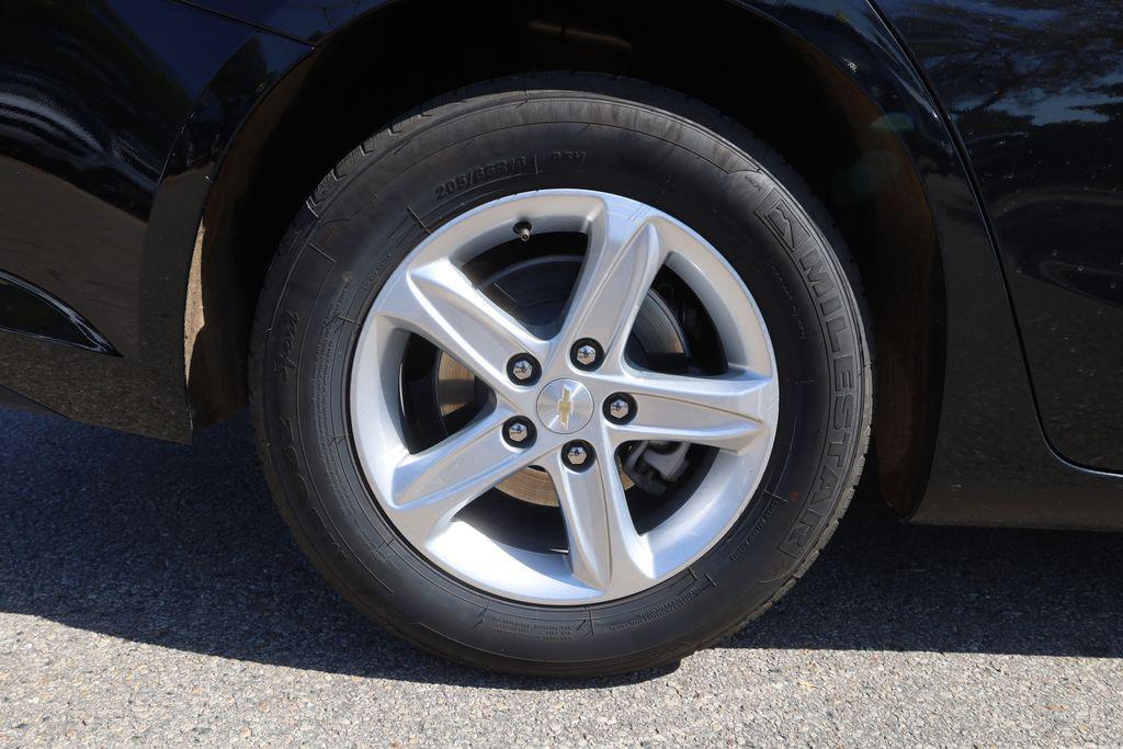 used 2024 Chevrolet Malibu car, priced at $21,990