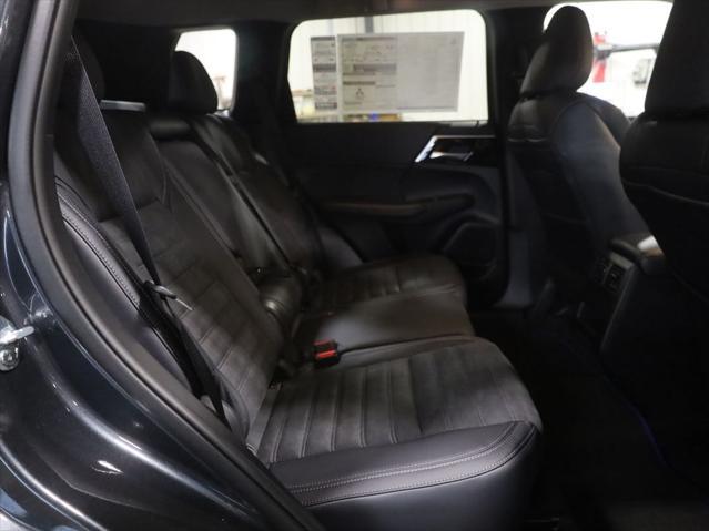new 2025 Mitsubishi Outlander PHEV car, priced at $44,600