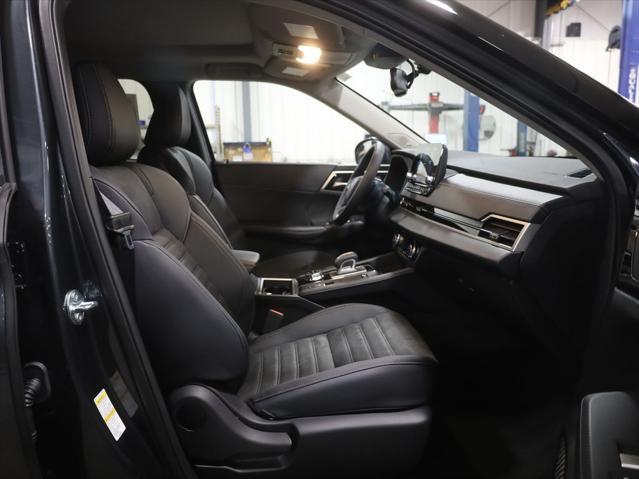 new 2025 Mitsubishi Outlander PHEV car, priced at $44,600