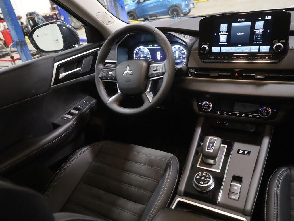 new 2025 Mitsubishi Outlander PHEV car, priced at $40,510