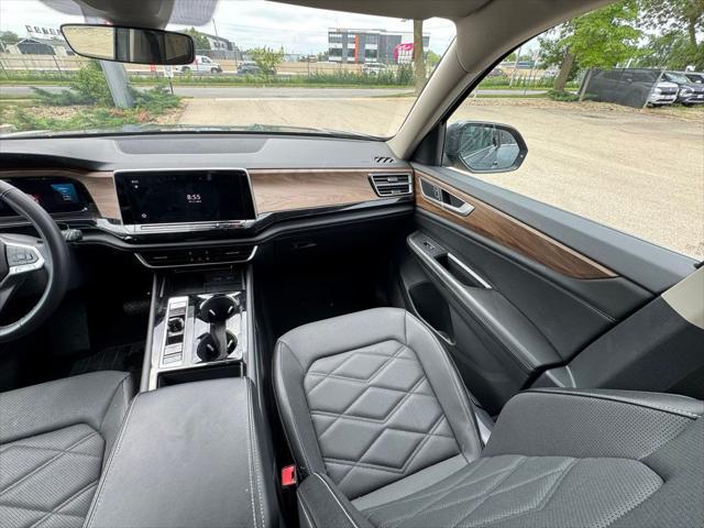 used 2024 Volkswagen Atlas car, priced at $32,777