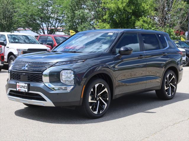 new 2024 Mitsubishi Outlander car, priced at $30,635